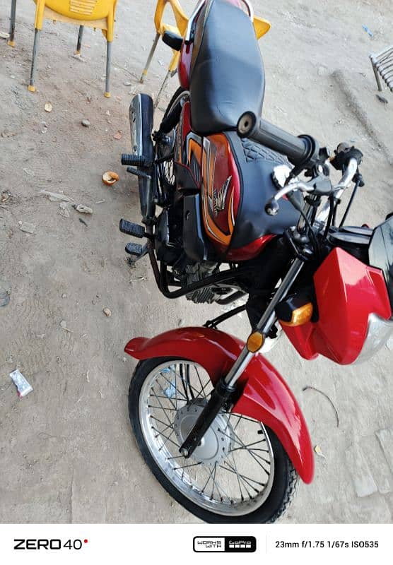 Honda 100 good condition original document only sale 8