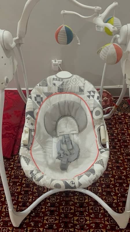 Zubaida’s Graco Baby Swing Bouncer 0