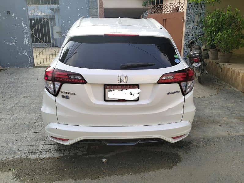 Honda Vezel 2015 1