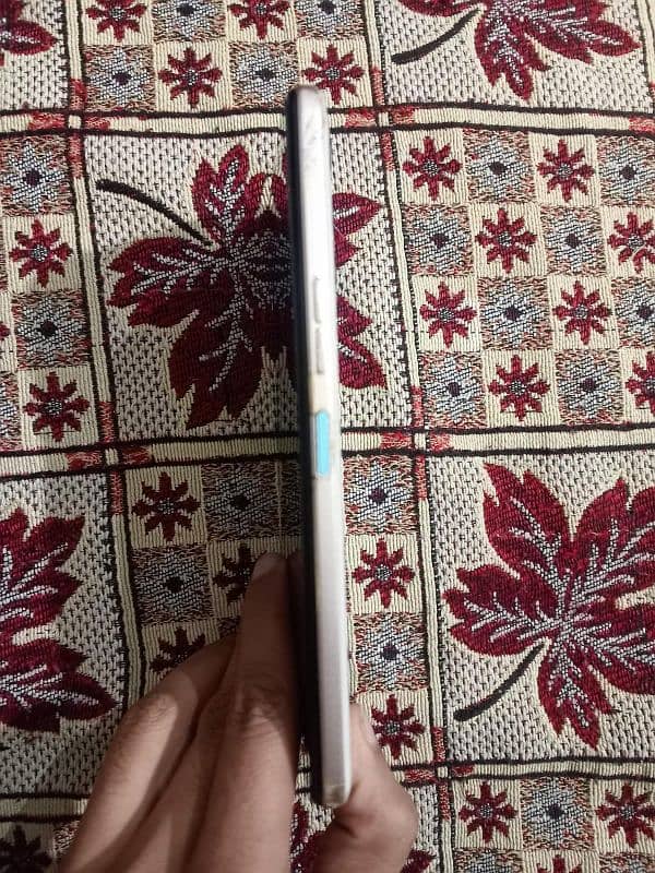 TECNO CAMON 18T (4gb +128gb) in very good condition. 4