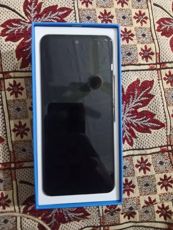 TECNO CAMON 18T (4gb +128gb) in very good condition. 6