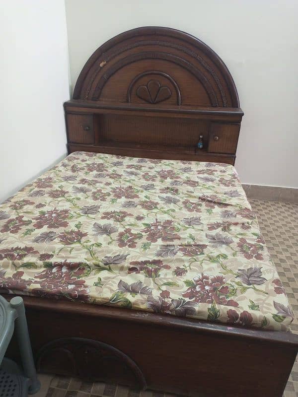 Bed For sell without matress 0