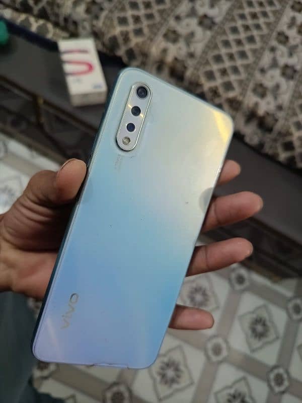 vivo s1 6 128 1