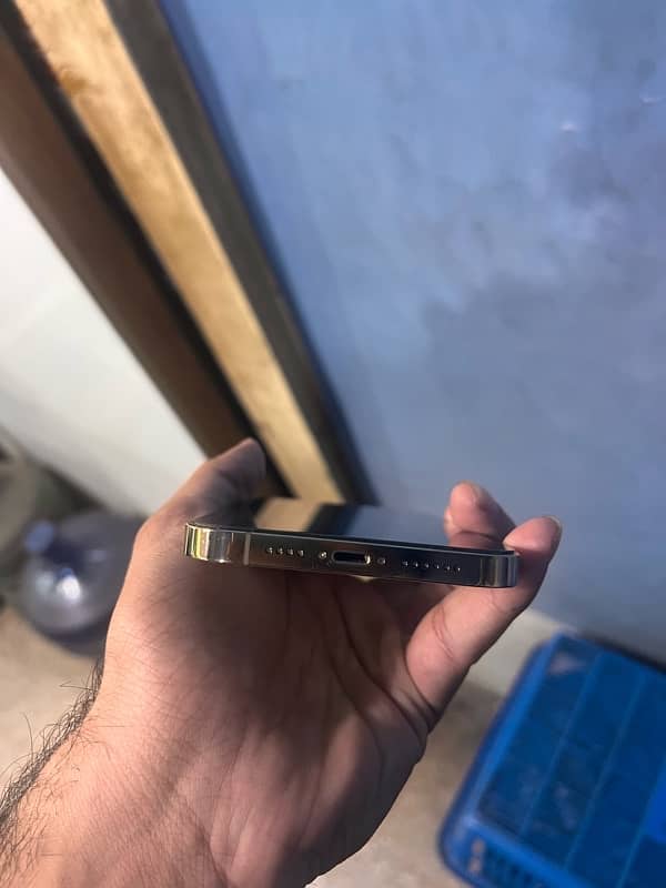 iphone 12 pro max 128gb PTA 2