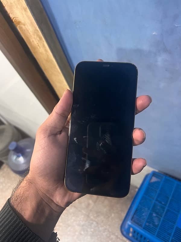 iphone 12 pro max 128gb PTA 3