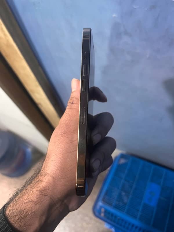 iphone 12 pro max 128gb PTA 5