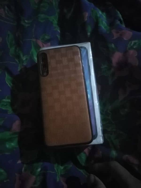 Huawei y9s  With Box Charger Best device 1