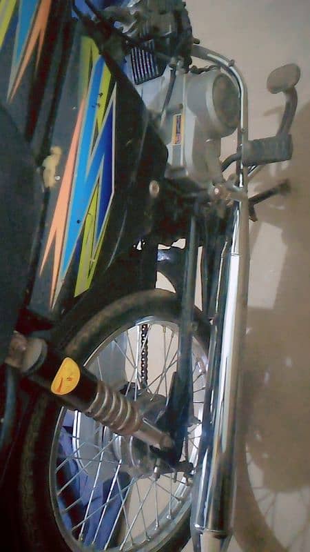 hi speed bike good condition 0