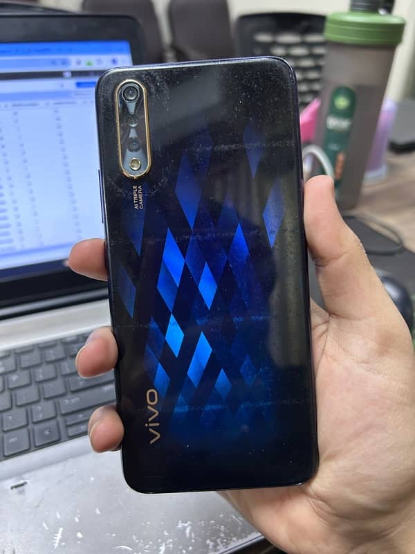 vivo s1 4/128 2