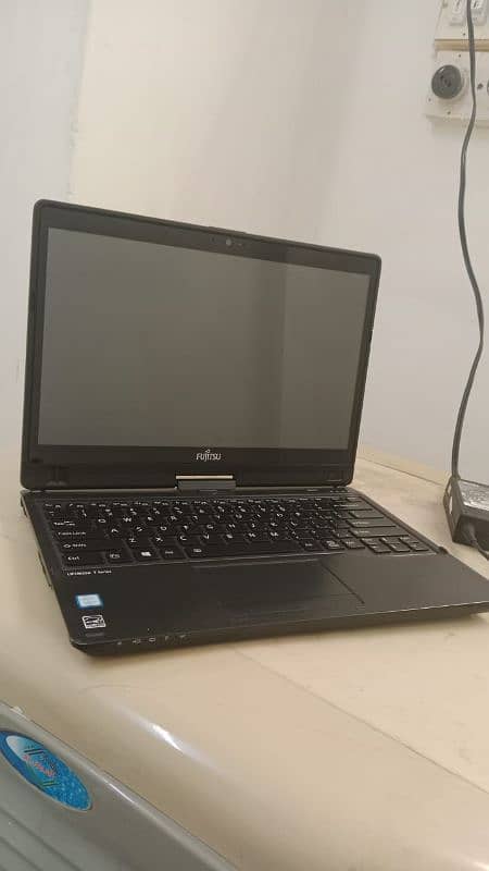 Fujitsu Touch Screen Laptop 4