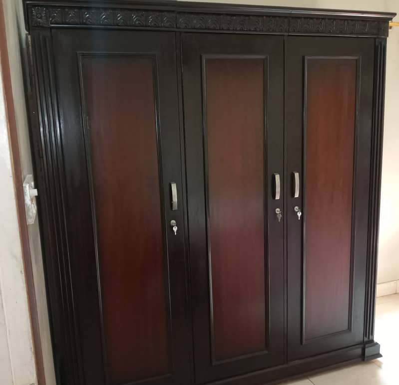 Luxury Wooden 3 Door Cupboard Just Like New 2