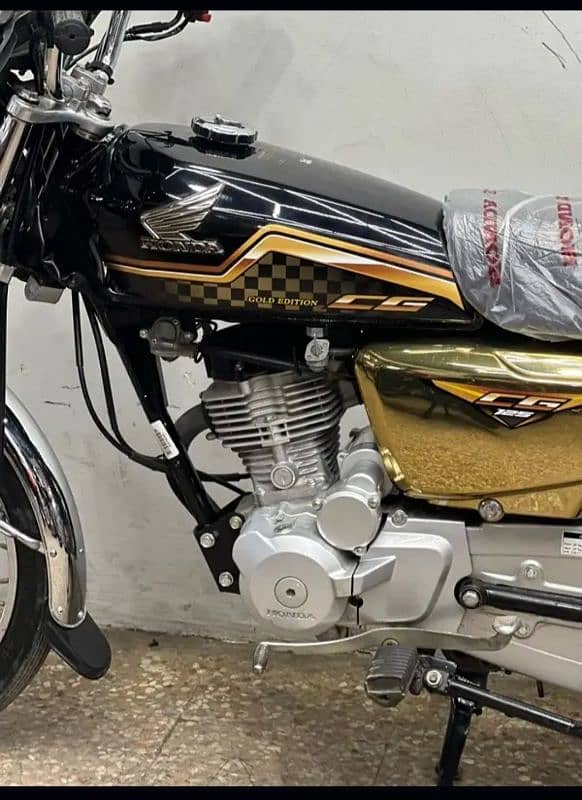 Honda Cg 125 GOLD EDITION AVLB FOR SALE 1