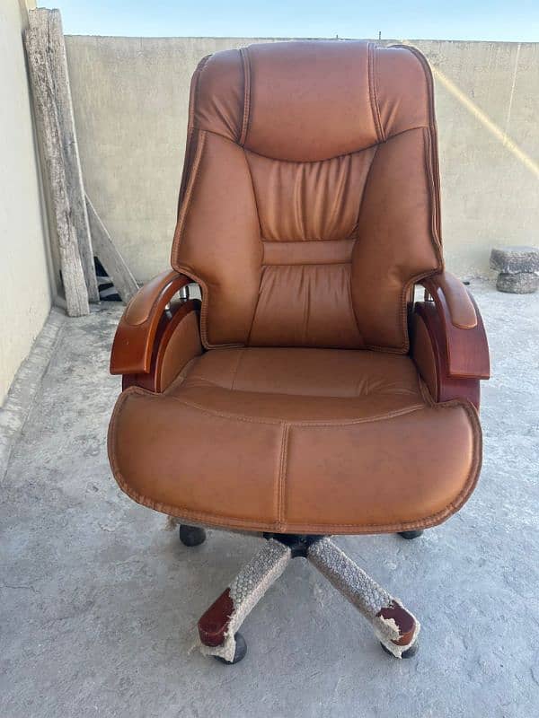 Executive Office Chair 2