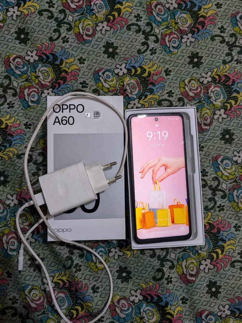 Oppo A60 8+8 (256 GB) 0