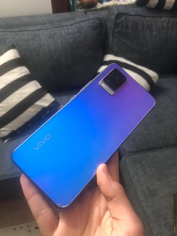 Vivo v2025 20 phone mobile  8/128 approved infinix iPhone 1