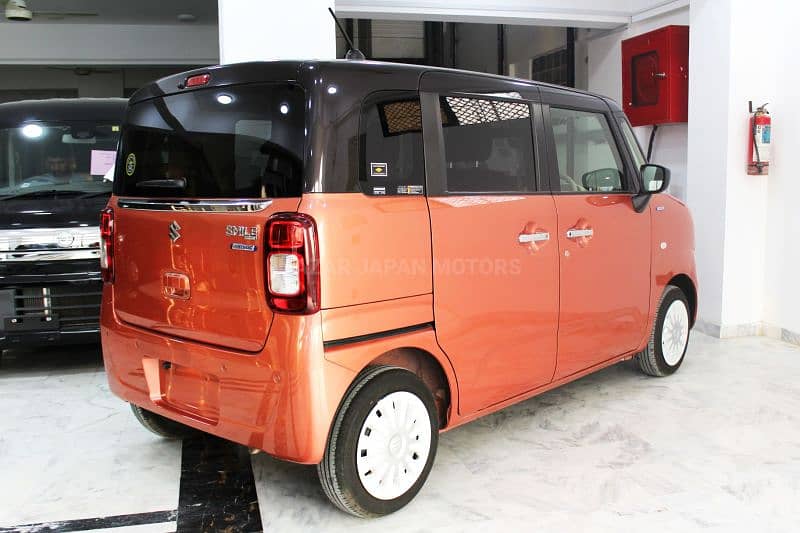 Suzuki Wagon R Smile Hybrid S Model 2022 4