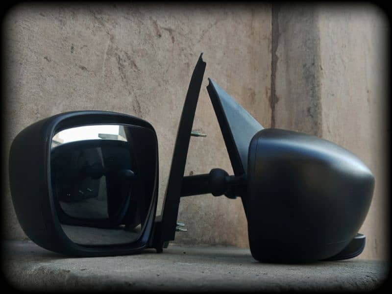 New Conditioned Adjustable side mirrors of Suzuki Cultus-VXR 3