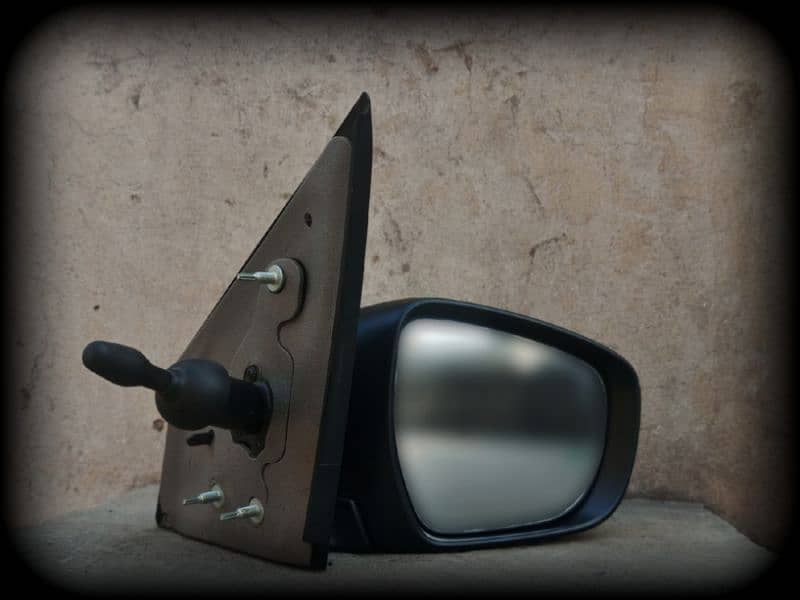 New Conditioned Adjustable side mirrors of Suzuki Cultus-VXR 5