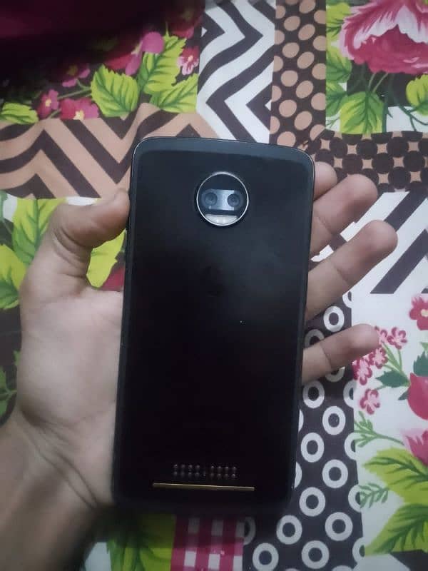 Moto z2 force Exchange possible 0