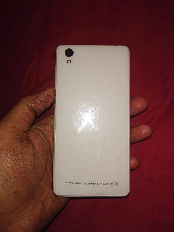 vivo y51 s 4/64 urgent sell 3