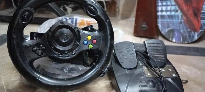 Xbox 360 steering wheel 0