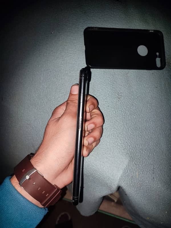 for sale I phone 7 plus 3