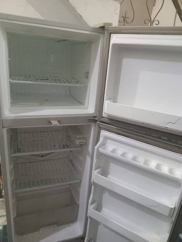 Refrigerator for sale 5