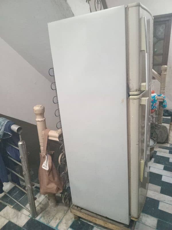 Refrigerator for sale 6