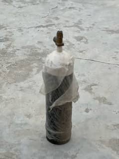 New oxygen cylinder