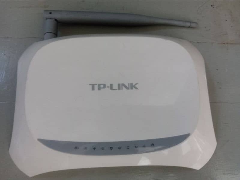 New Condition - TP LINK ROUTER 0