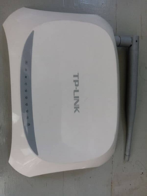 New Condition - TP LINK ROUTER 3