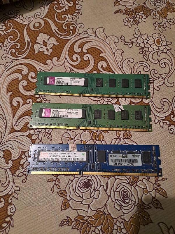 DDR2 & DDR3 PULLED OUT RAMS 2