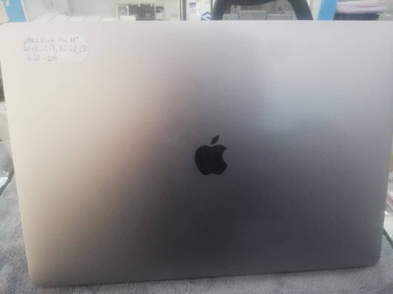 MacBook Pro 2019 0