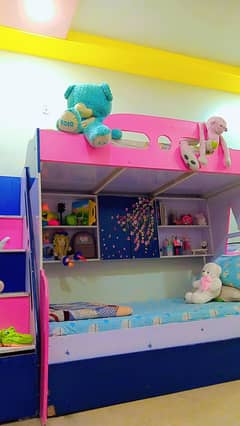 Tripple bunk bed