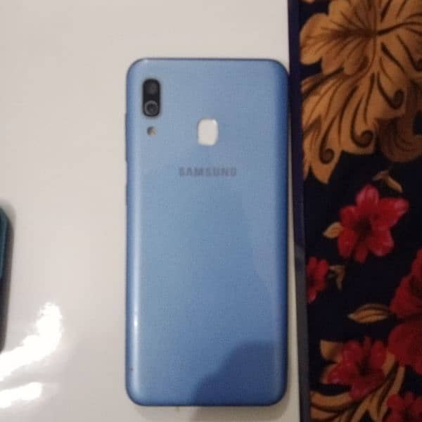 Infinix Zero 8i & Samsung Galaxy A30s For sale 4