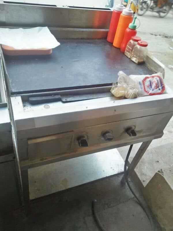 fryer and hot plate 6