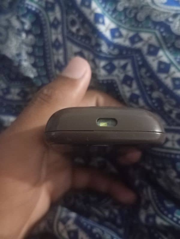 best mobile but dead battery new even best condition 2