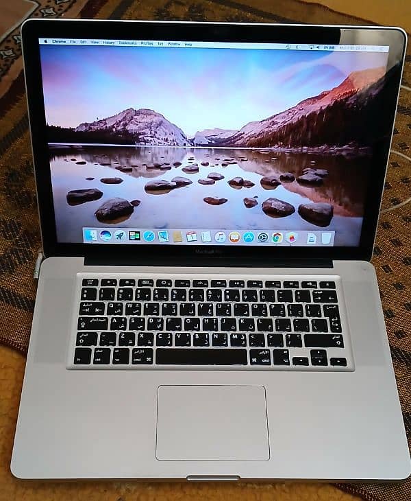 Macbook pro core i7 2011 1