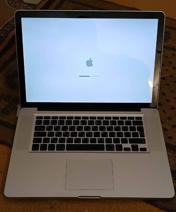 Macbook pro core i7 2011 3