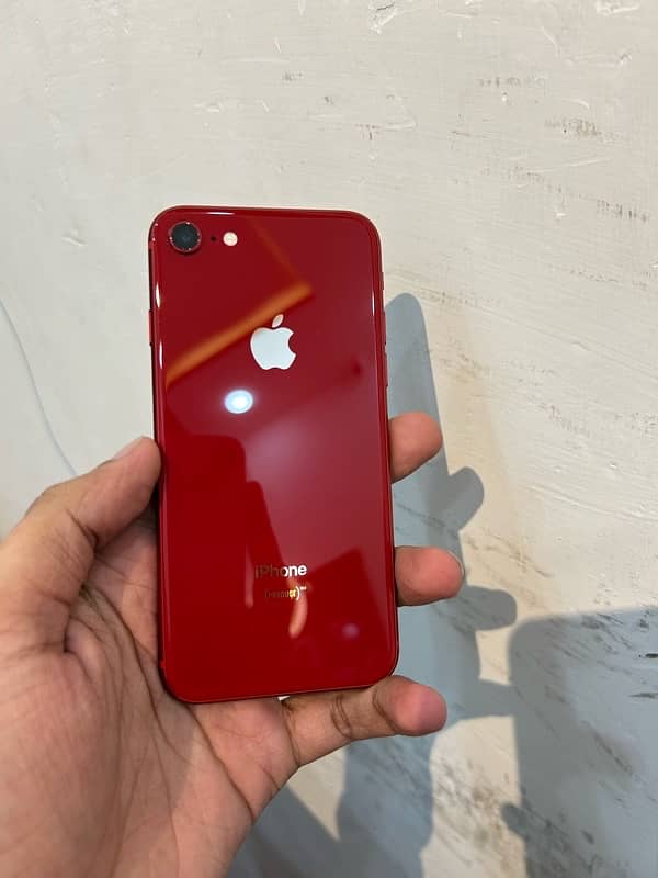 iPhone 8 waterpack 0