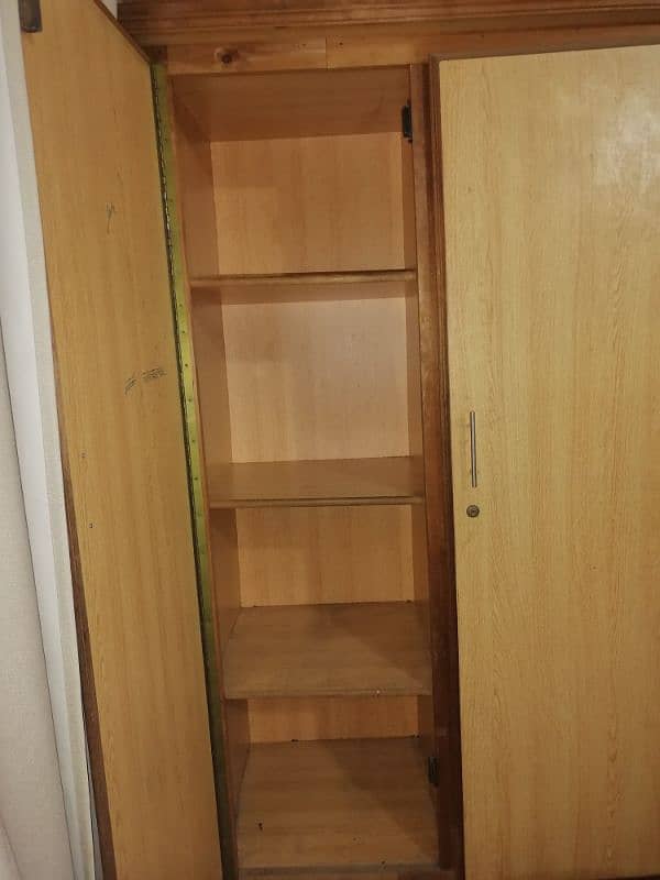 2 door wardrobe 0