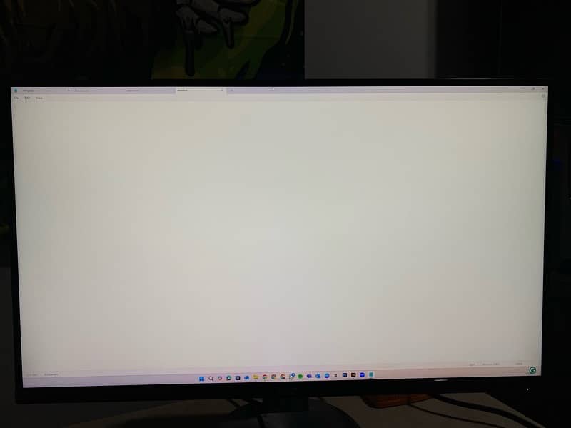 AOC Elegant 27" IPS monitor U2790VQ with display port 5