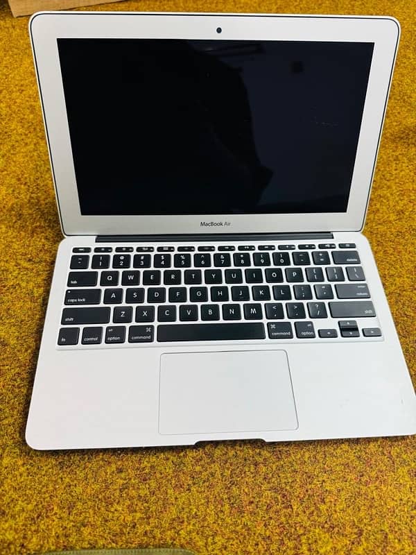 Apple MacBook Air 2015 1