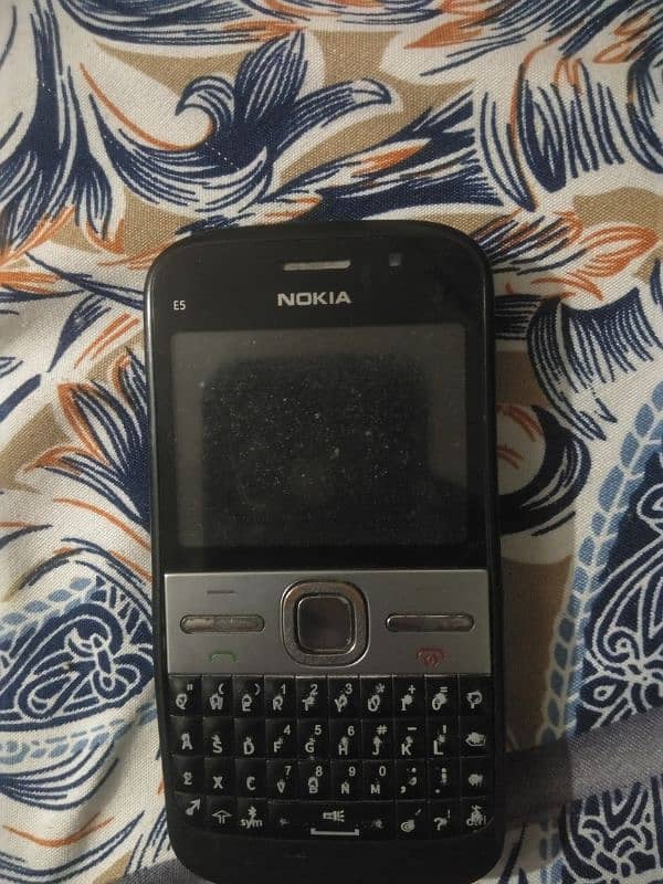 Nokia E5 2