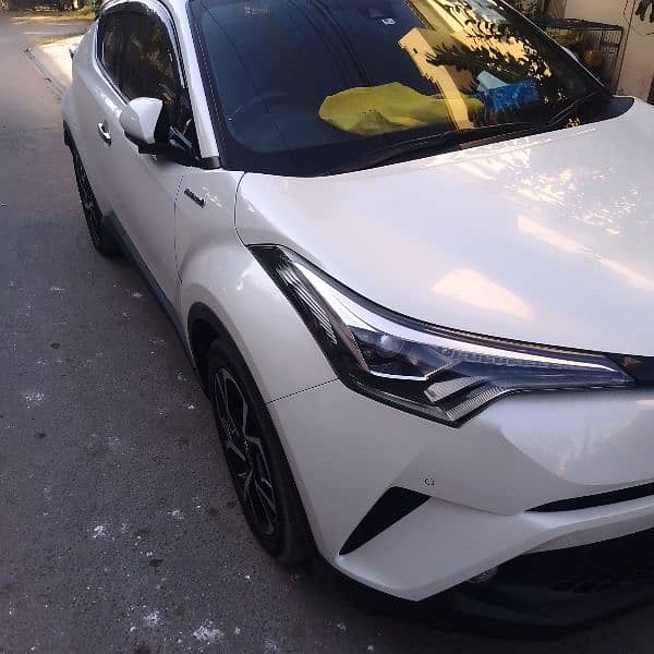 Toyota C-HR 2018 hybrid 24 ki calier 9