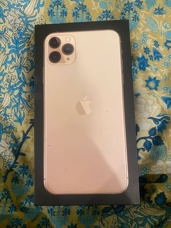 iphone 11 pro max Pta approved 5