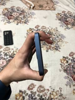 realme c63 6/128