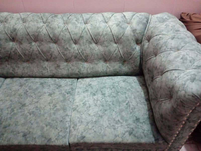 fully clean sofa 10/10 condition 0