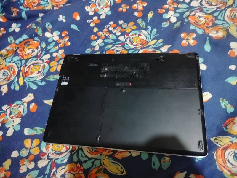 HP folio 9480m good condition 5