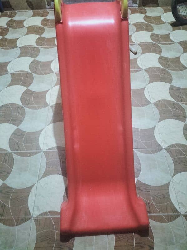 kids slide for urgent sale 1